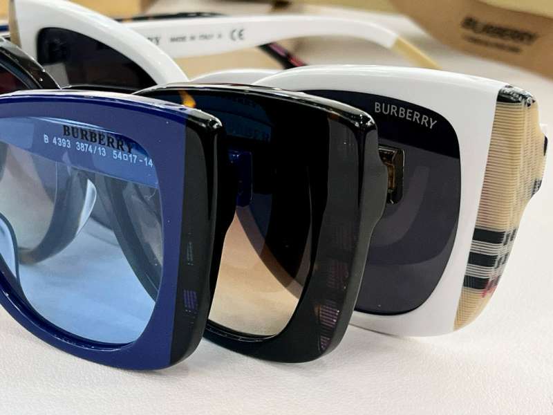 Picture of Burberry Sunglasses _SKUfw56610294fw